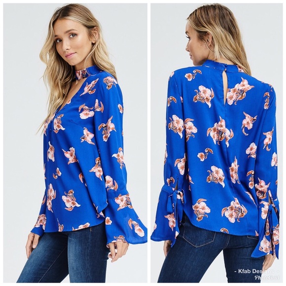 🥰LAST 1! 💕Royal Blue Floral Crepe Choker Top! - Picture 2 of 4